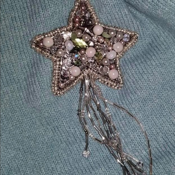 Star Brooch - Picture 5 of 5
